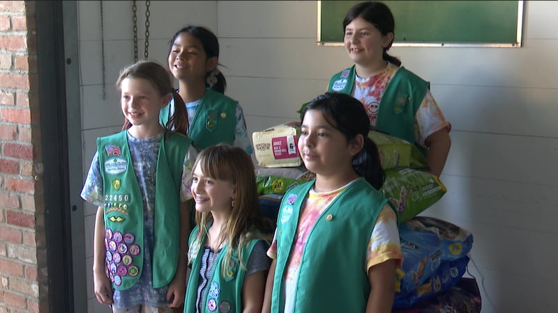 Girl Scouts closes animal hunger gap by collecting over one thousand pounds of food