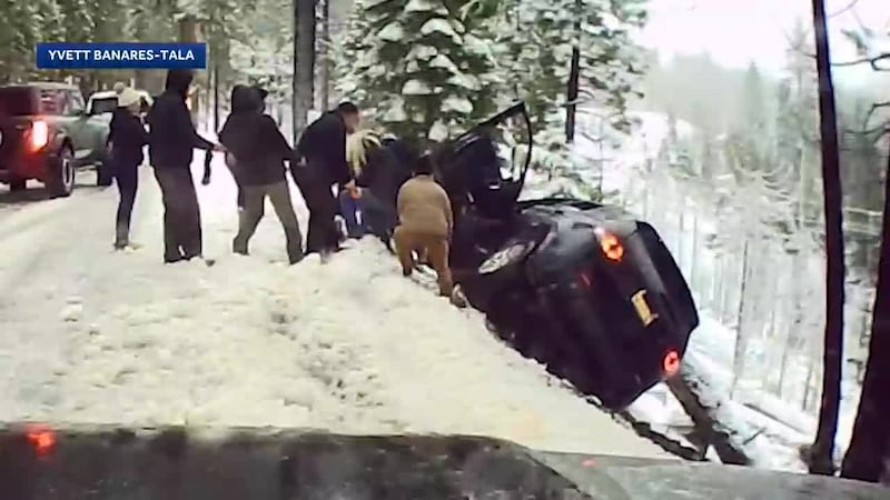 A good Samaritan helped rescue a family from a near-death crash.