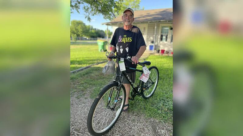 Tell Me Something Good: Community comes to man's aid after bike theft